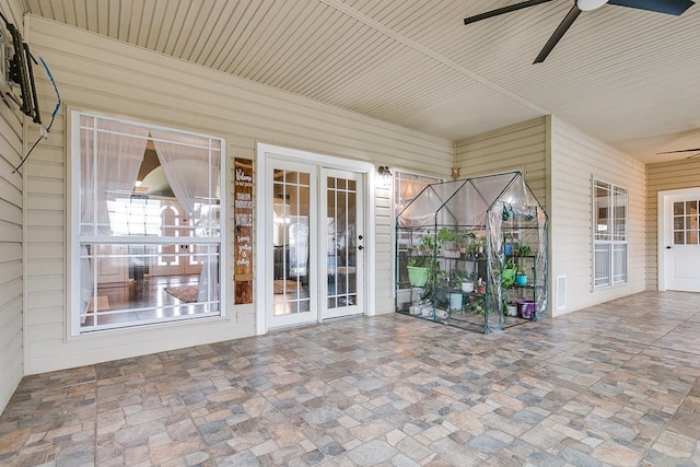 1001 Avondale Ave, San Angelo, TX 76901 - view of patio / terrace with a ceiling fan