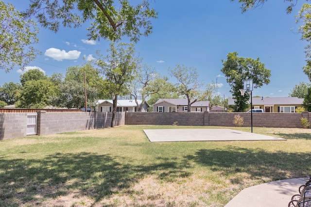 view of yard with a patio area