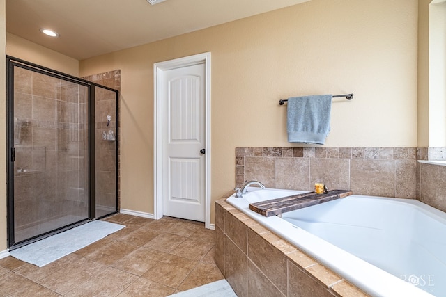 3926 Caroline Ln, San Angelo, TX 76904 - full bath with a garden tub and a stall shower