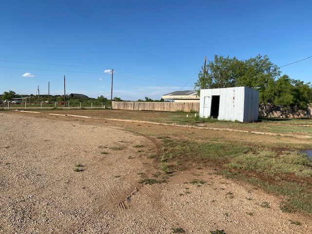 Listing photo 3 for 2493 Landers Rd, San Angelo TX 76905