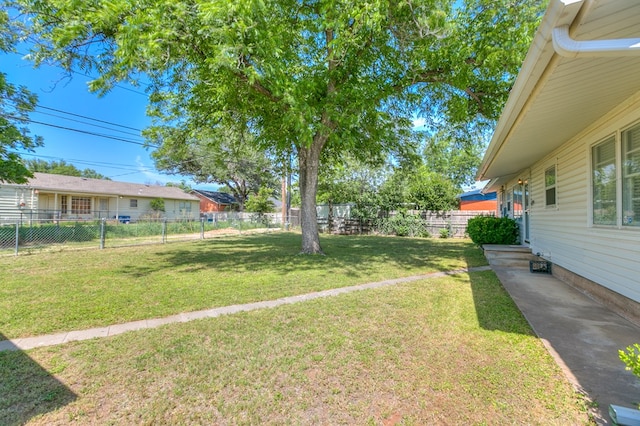 2650 Rice Ave, San Angelo, TX 76904 - view of yard