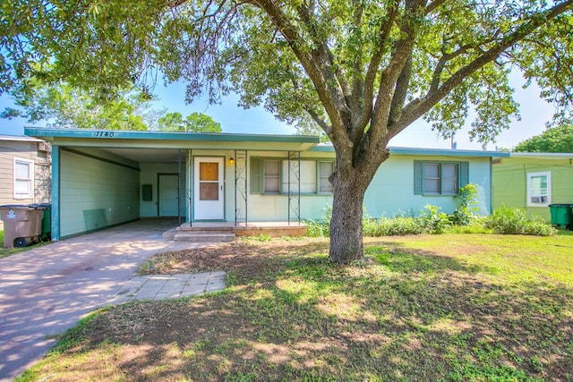 1140 E 24th St, San Angelo, TX 76903 - photo 1