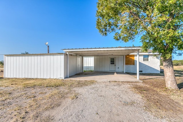 view of outbuilding