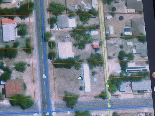 Listing photo 3 for 301 E 43rd Street 7 & 8, San Angelo TX 76903