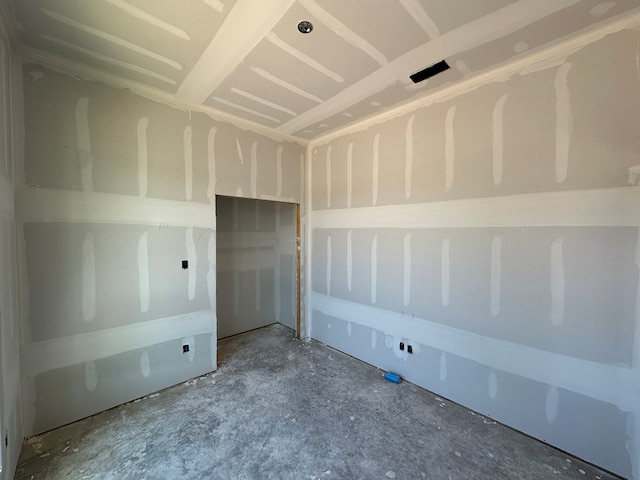 3622 Silver Spur Dr, San Angelo, TX 76904 - unfurnished room with concrete floors