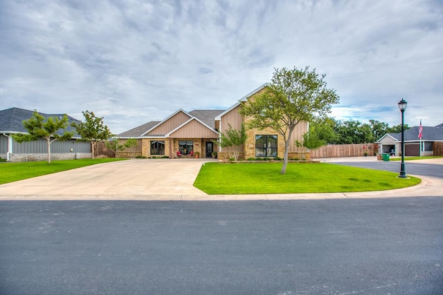 2033 Silver Creek Ct, San Angelo, TX 76904 - photo 1