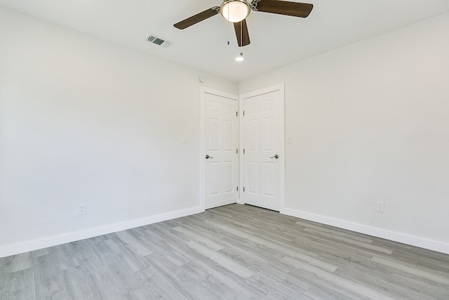 2624 Dallas St, San Angelo, TX 76903 - unfurnished room with light wood-type flooring, baseboards, a ceiling fan, and recessed lighting