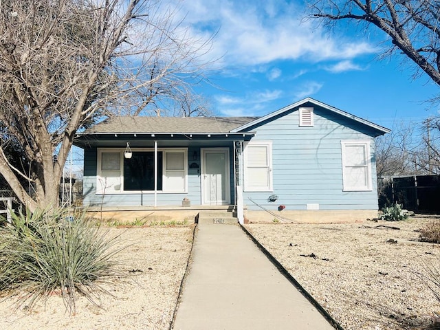 view of front of property with covered porch