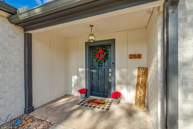 view of doorway to property