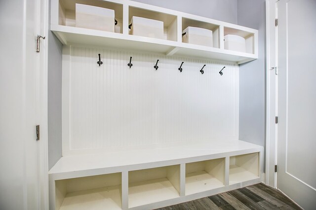 2118 Valleyview Dr, San Angelo, TX 76904 - mudroom with dark wood-style floors