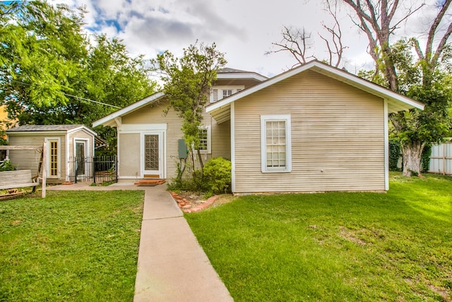 321 S Adams St, San Angelo, TX 76901 - photo 42
