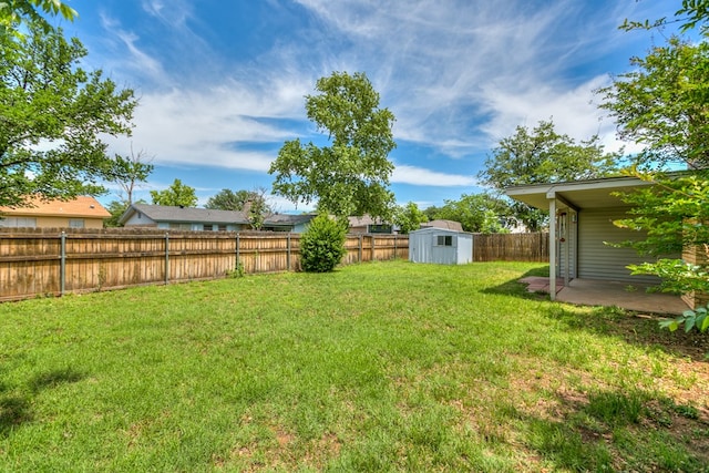 3868 Honeysuckle Ln, San Angelo, TX 76904 - view of yard featuring a storage shed and an outbuilding