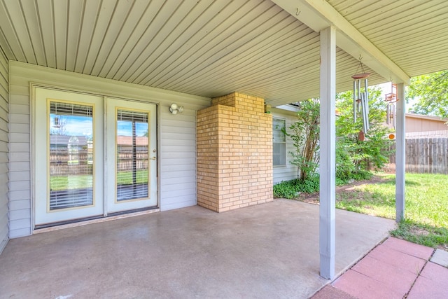 3868 Honeysuckle Ln, San Angelo, TX 76904 - view of patio with fence