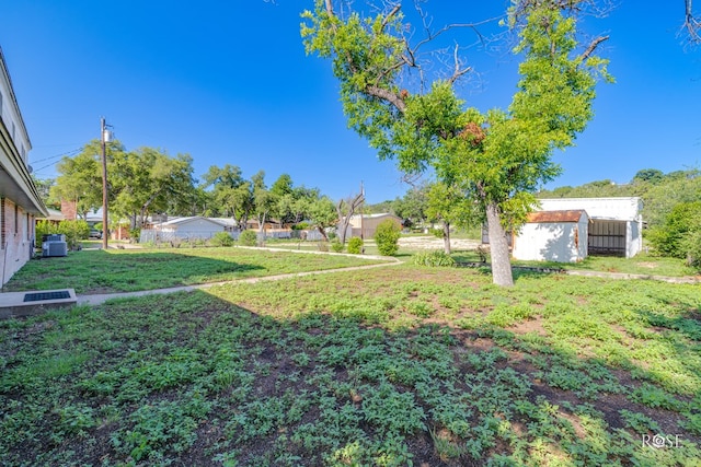 906 Ave J, Ozona, TX 76943 - photo 34