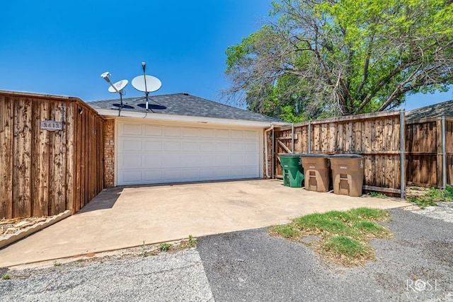 3413 Sequoia Cir, San Angelo, TX 76904 - view of garage