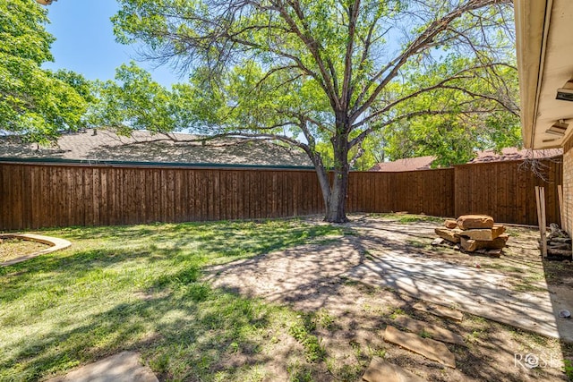 3413 Sequoia Cir, San Angelo, TX 76904 - view of yard with a patio