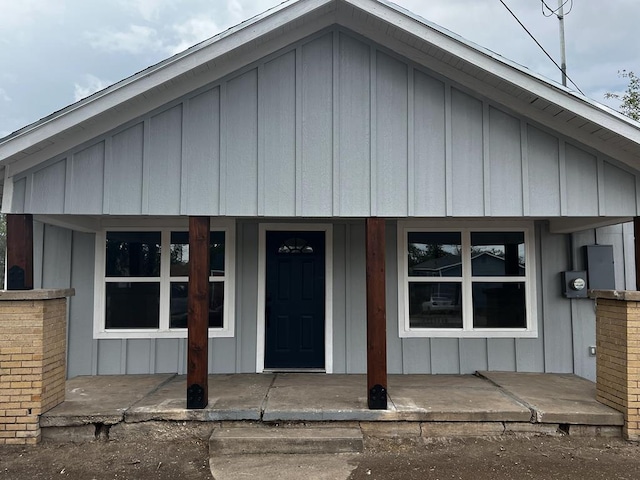 421 Howard St, San Angelo, TX 76901 - view of front of property featuring a porch and board and batten siding
