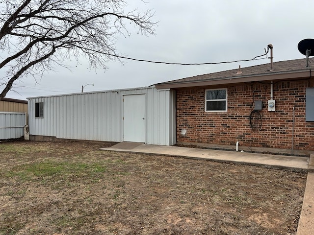 view of outbuilding