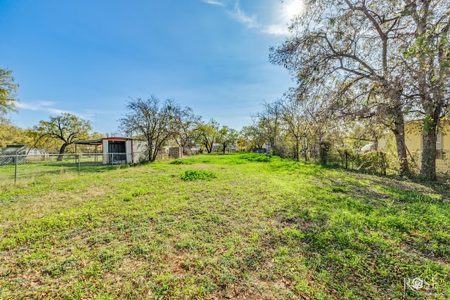 101 W 31st St, San Angelo, TX 76903 - view of yard featuring fence