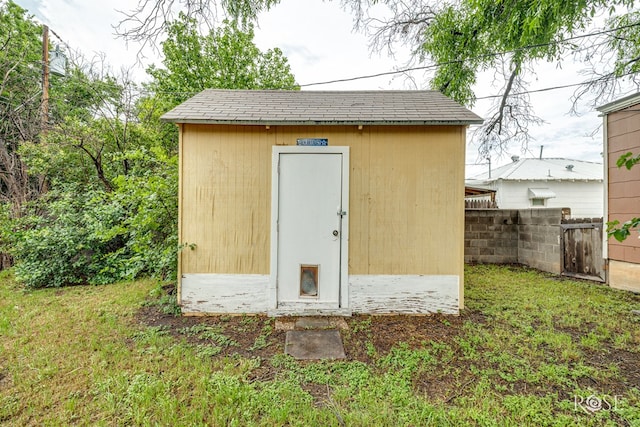 310 N Van Buren St, San Angelo, TX 76901 - photo 26