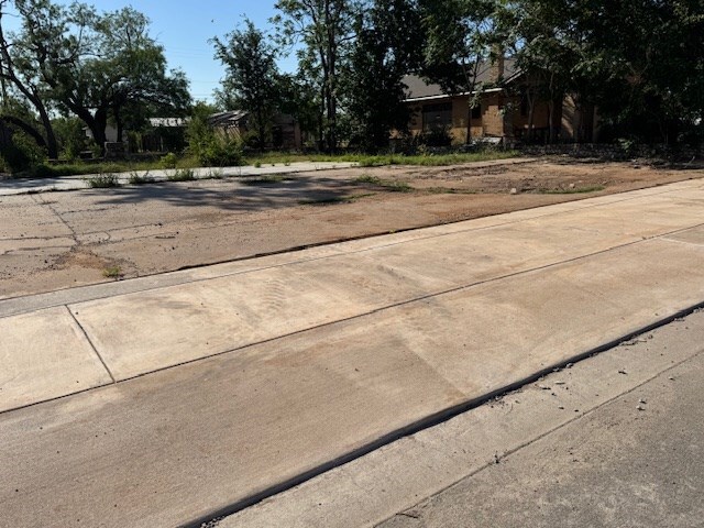 211 S State St Unit 9-13, Bronte, TX 76933 - photo 3