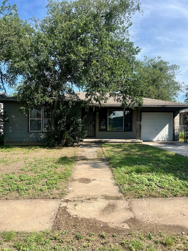 1833 Willow St, San Angelo, TX 76901 - photo 2