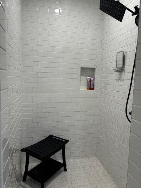 110 Vick Dr, Brownwood, TX 76801 - bathroom with tiled shower