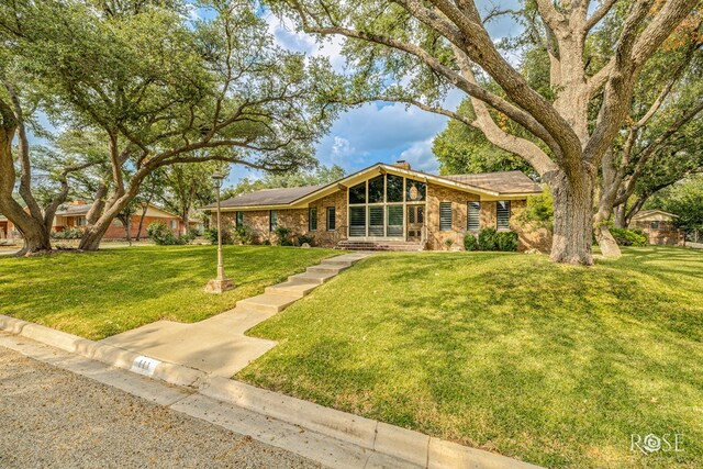 111 Manor St, Sonora, TX 76950 - photo 4