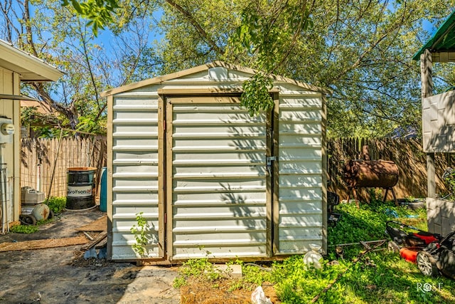 view of outdoor structure