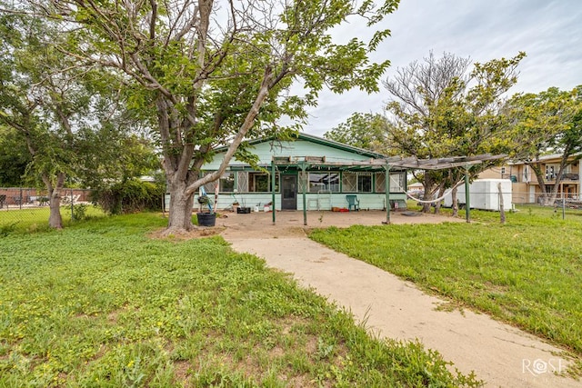 1714 Shady Point Circle Dr, San Angelo, TX 76904 - view of yard featuring a patio