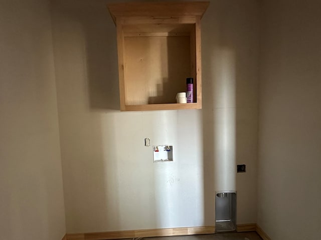 washroom with laundry area and washer hookup