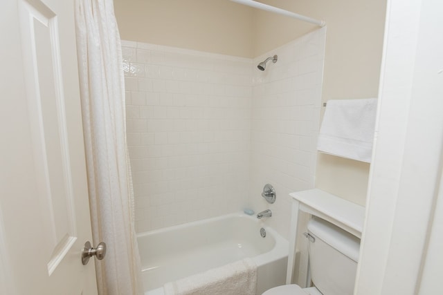 4206 Pinon Ridge Dr, San Angelo, TX 76904 - bathroom with shower / bath combo and toilet