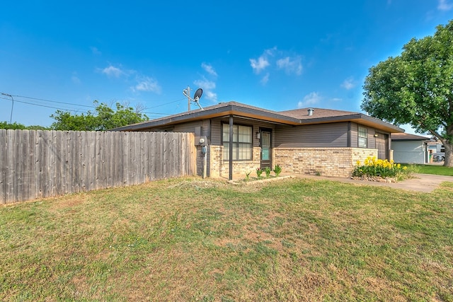 3101 Grove Dr, San Angelo, TX 76903 - view of front of house featuring brick siding