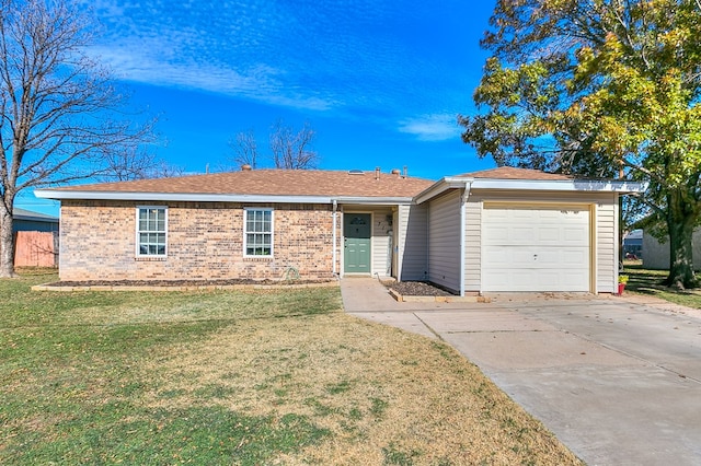 single story home featuring a garage and a front lawn