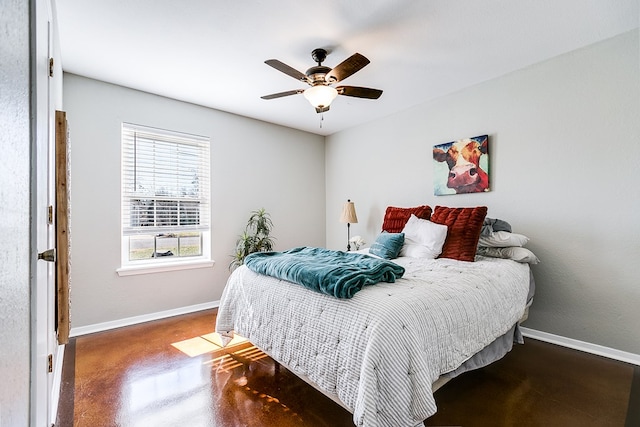 bedroom featuring ceiling fan