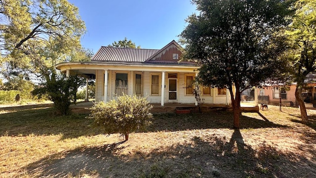 view of front of home with a porch