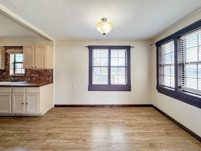 2302 W Twohig Ave, San Angelo, TX 76901 - photo 8