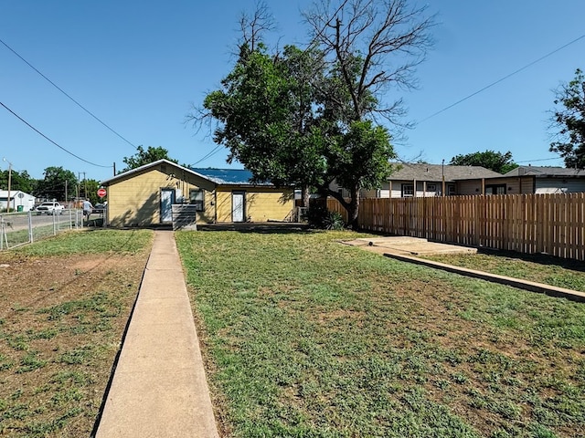 2302 W Twohig Ave, San Angelo, TX 76901 - photo 20