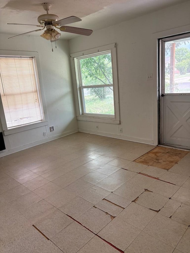 811 Akin St, San Angelo, TX 76901 - photo 3