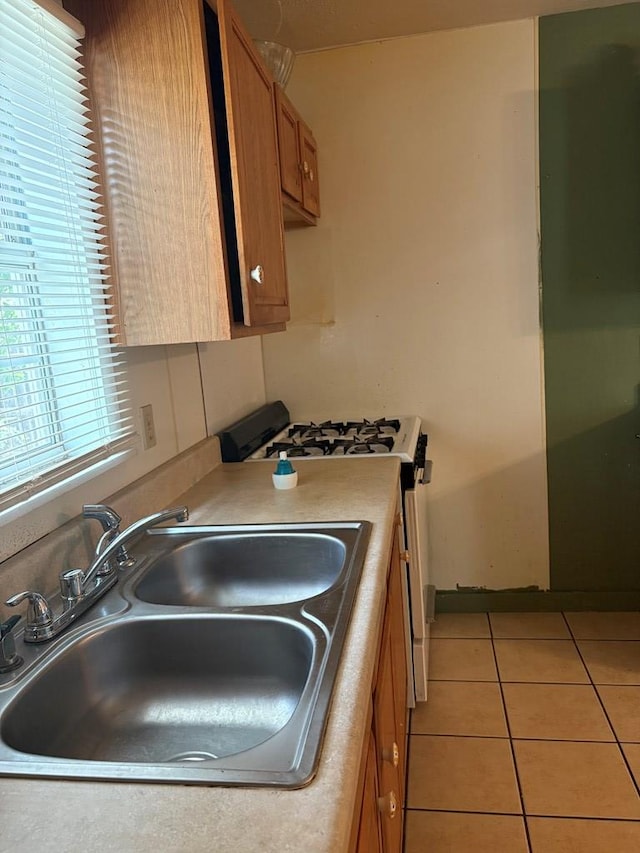 811 Akin St, San Angelo, TX 76901 - photo 8
