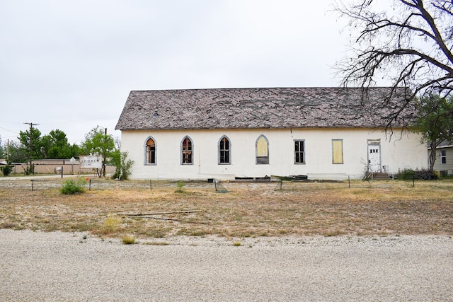 view of side of home