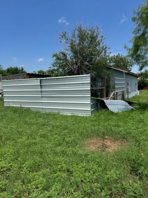 8523 Runion Rd, San Angelo, TX 76905 - view of grassy yard