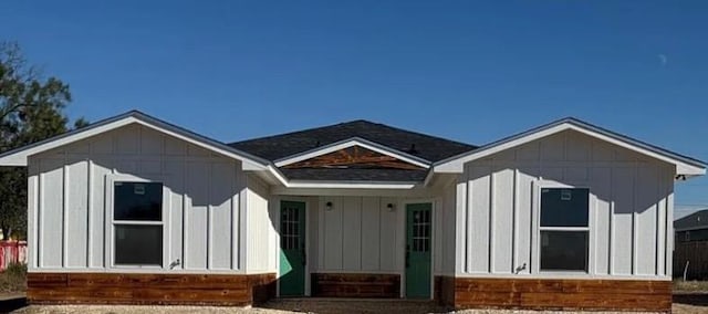 view of front of property featuring board and batten siding