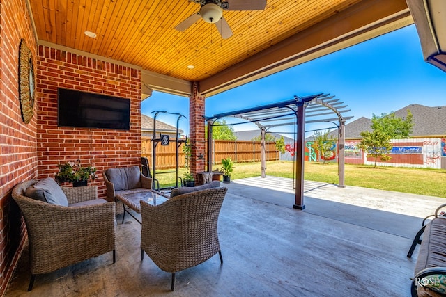 4710 Shadow Crk, San Angelo, TX 76904 - view of patio with a ceiling fan and outdoor lounge area