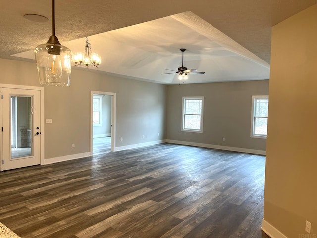 322 Blue River Dr, Knightstown, IN 46148