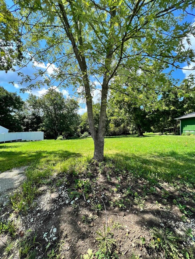 775 N Seminary St, Roanoke, IN 46783