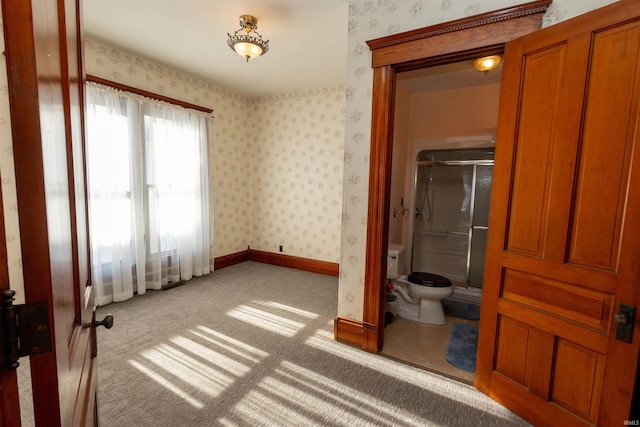 empty room featuring carpet floors