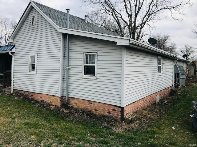 view of side of property