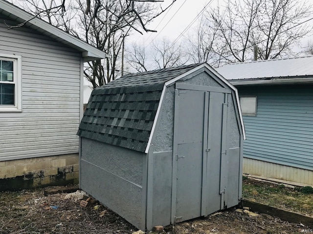 view of shed / structure