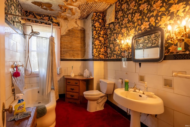 bathroom featuring shower / bath combination with curtain, tile walls, tasteful backsplash, and toilet